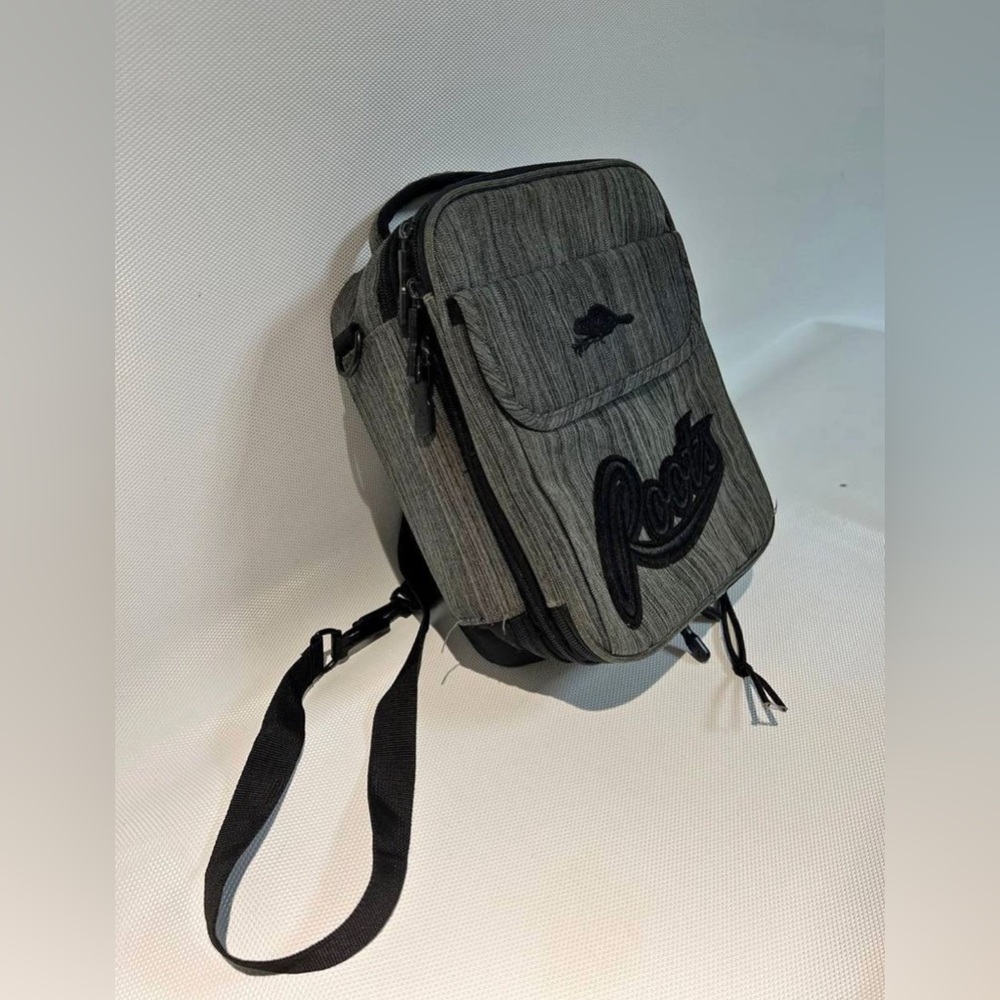 Roots insulated lunch bag